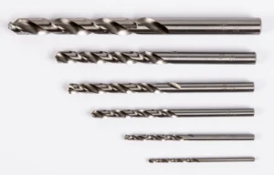 Metalo šlifavimo grąžtų rinkinys HSS 2-8 mm 6cz – plastikinė dėžutė – 6 elementų
